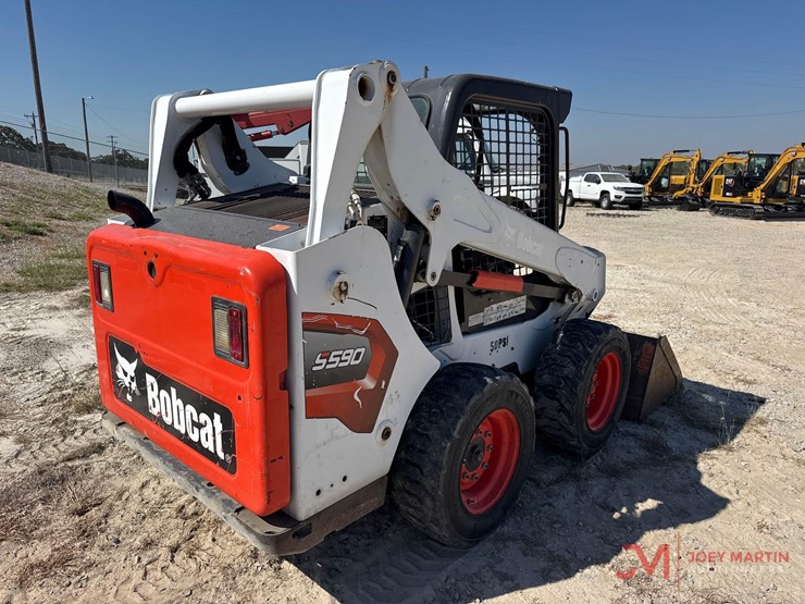 2021-bobcat-s590-image-2