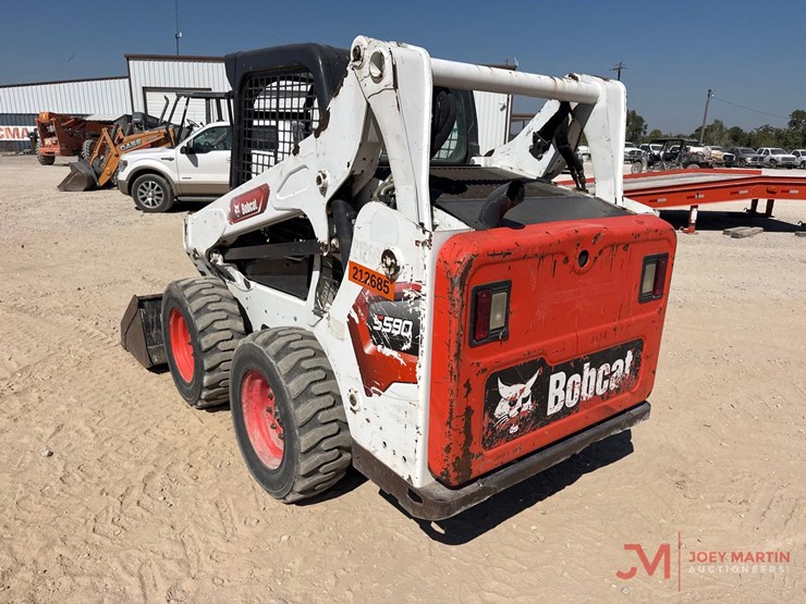 2021-bobcat-s590-image-3
