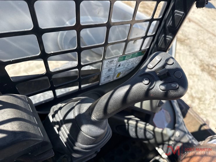 2021-bobcat-s590-image-18