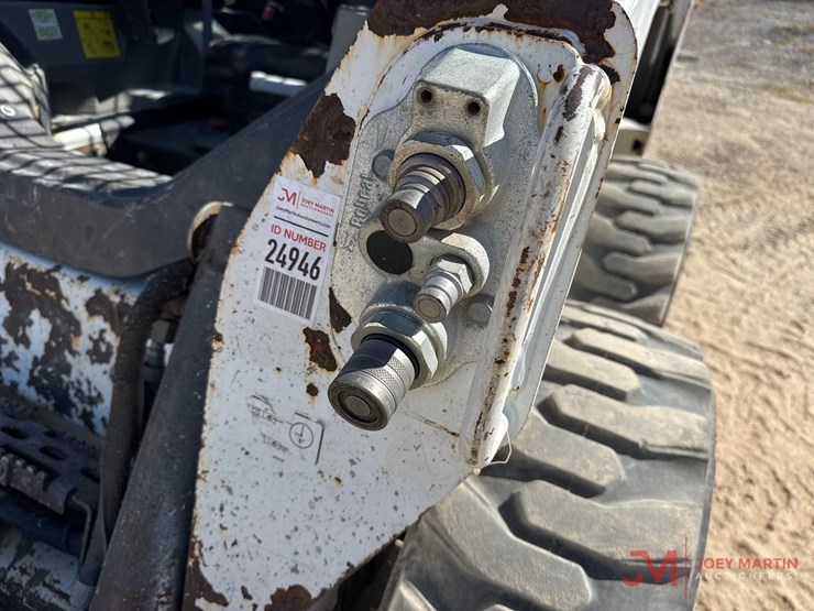 2021-bobcat-s590-image-7