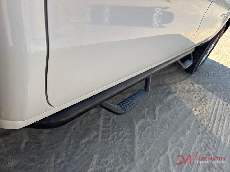 2015-chevrolet-2500hd-image-17