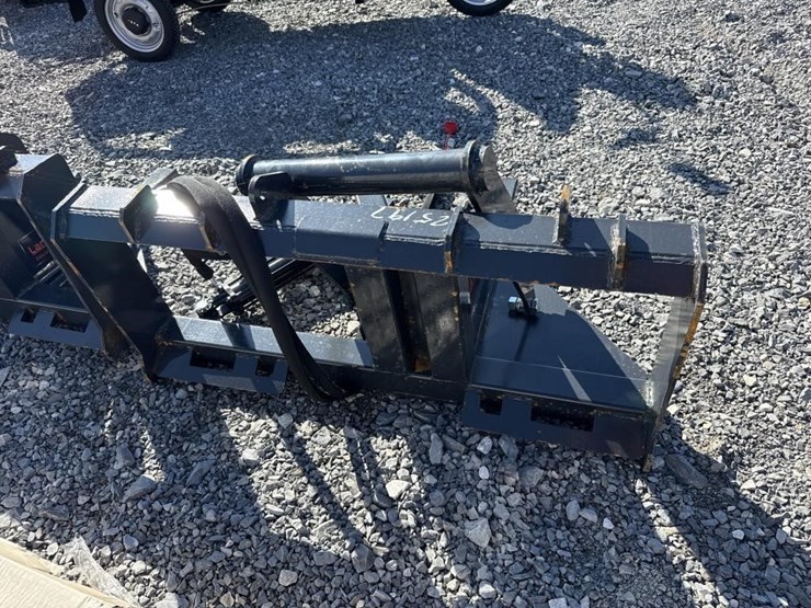 landhonor-skid-steer-tree-puller-image-2