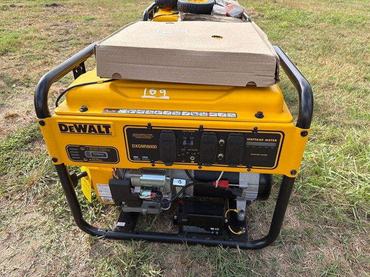 dewalt-8000-watt-elec-start-generator-new-support-equipment-image-1
