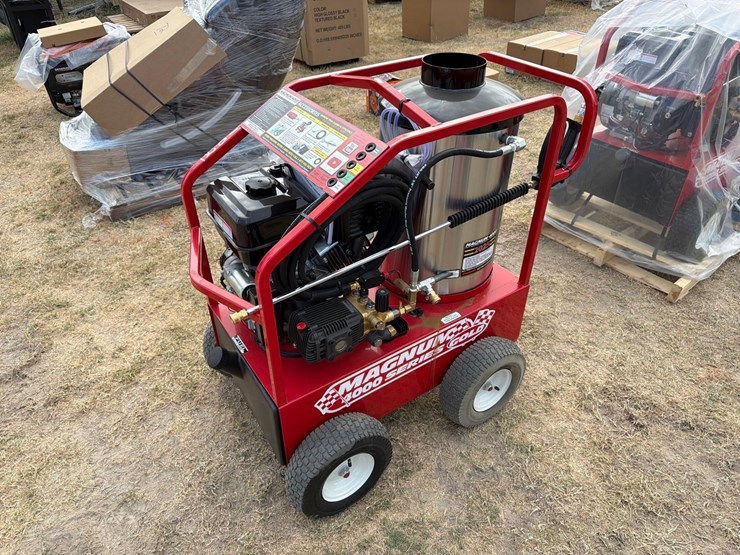 new-easy-kleen-magnum-gold-pressure-washer-image-1