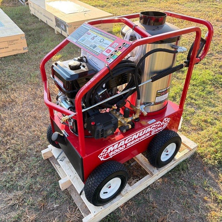 NEW EASY KLEEN MAGNUM GOLD PRESSURE WASHER