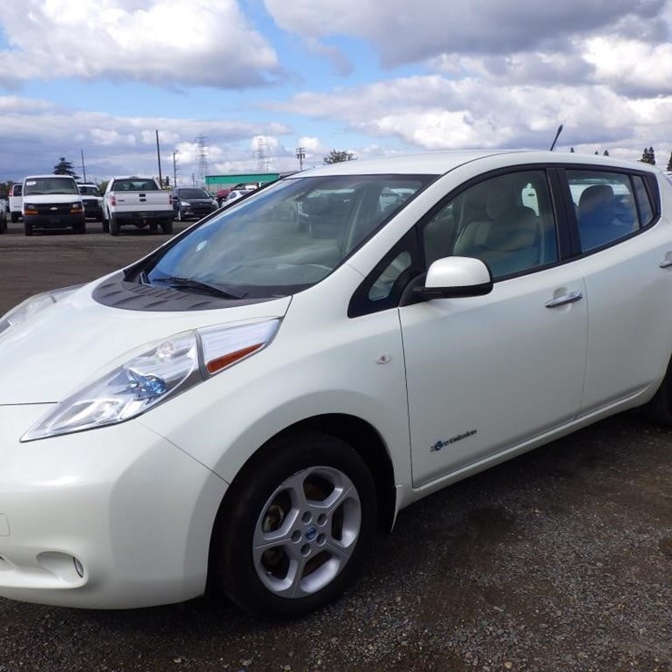 2011 Nissan Leaf Sedan