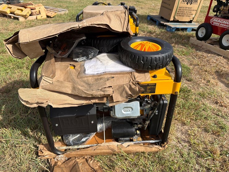 dewalt-8000-watt-elec-start-generator-new-support-equipment-image-2