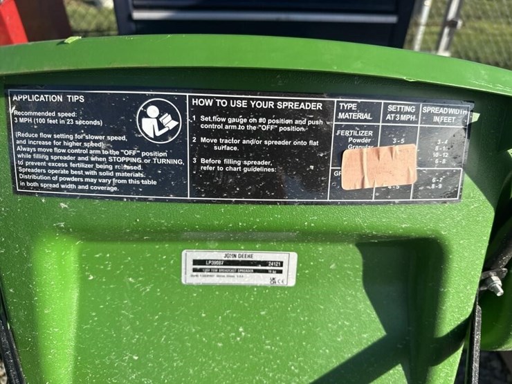 lawn-spreader-image-2