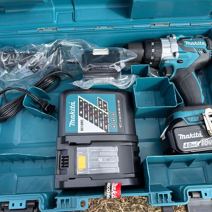 MAKITA 1 /2" HAMMER- driver drill KIT - xph07m -
