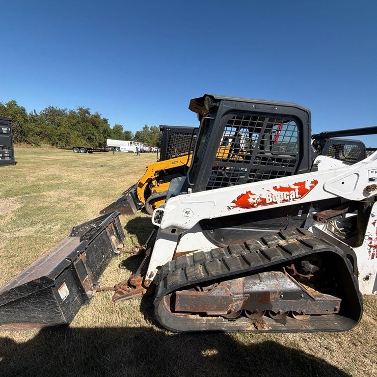 BOBCAT T66