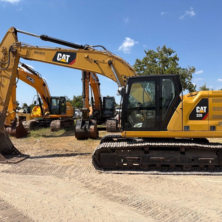 2019 CATERPILLAR 320