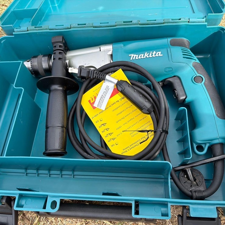 MAKITA 2 SPEED HAMMER DRILL- HP2050- 1 YR FACTORY WARRANTY -RECON NEW SUPPORT EQUIPMENT