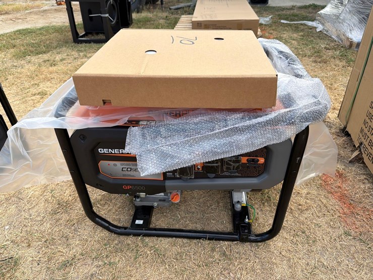 generac-6500-watt-generator-new-support-equipment-image-1