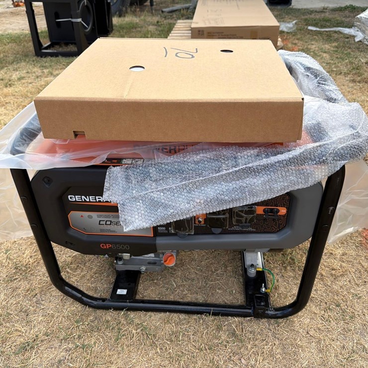 Generac 6500 watt Generator NEW SUPPORT EQUIPMENT