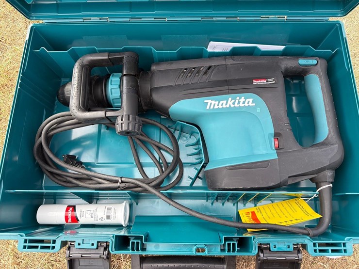 makita-20-lb-demolition-hammer--hm1203c--1-yr-factory-warranty--recon-new-support-equipment-image-1