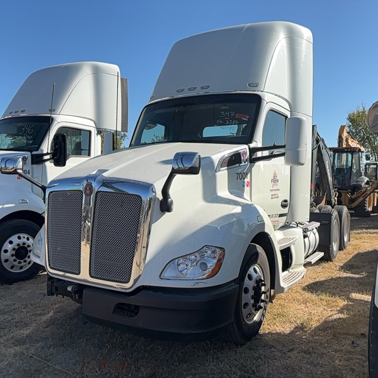2016 KENWORTH T680