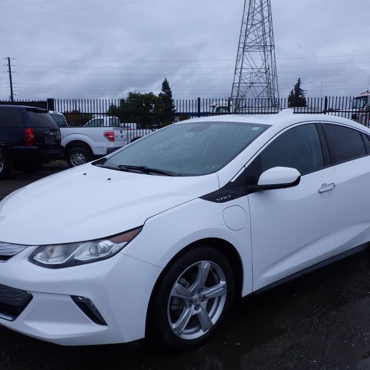 2016 Chevrolet Volt Sedan