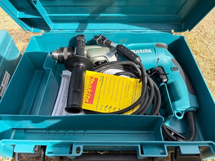 makita-2-speed-hammer-drill--hp2050--1-yr-factory-warranty--recon-new-support-equipment-image-1