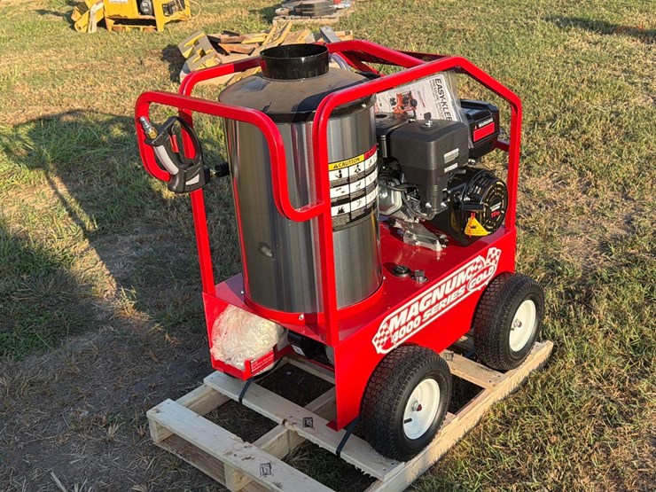 new-easy-kleen-magnum-gold-pressure-washer-image-2