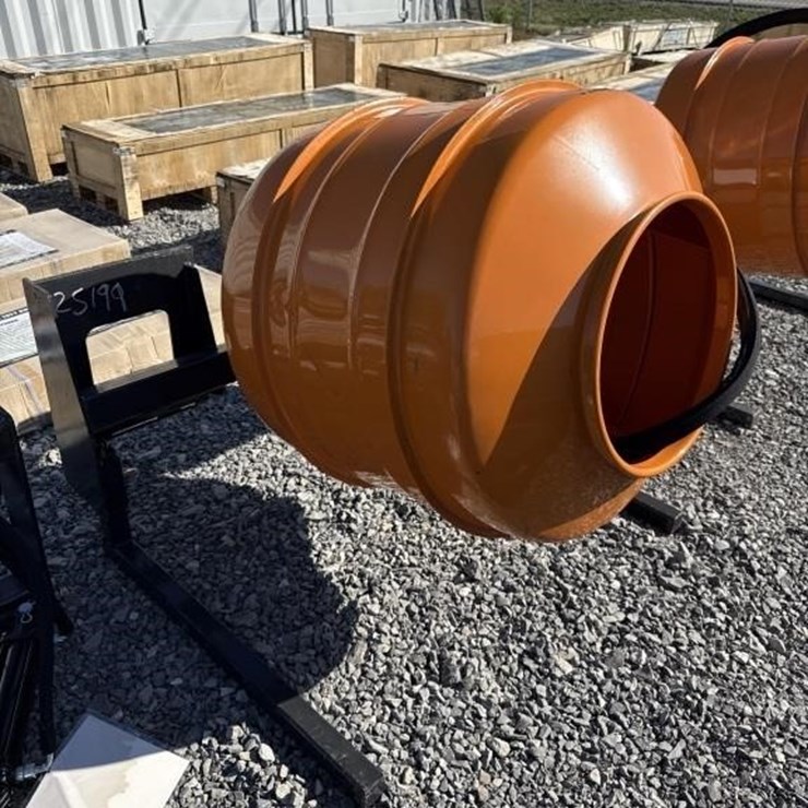 LandHonor skid steer hydraulic concrete mixer,