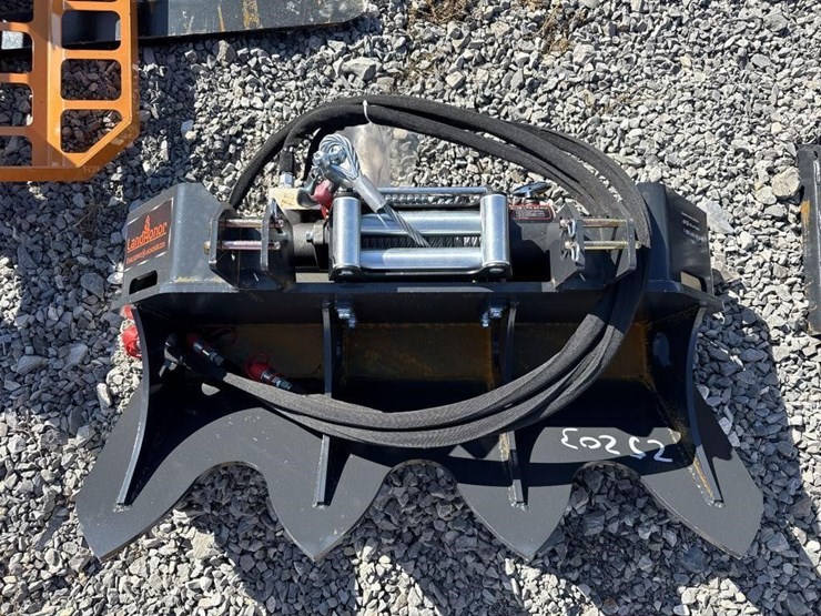 landhonor-skid-steer-15,000-pound-hydraulic-winch-image-2