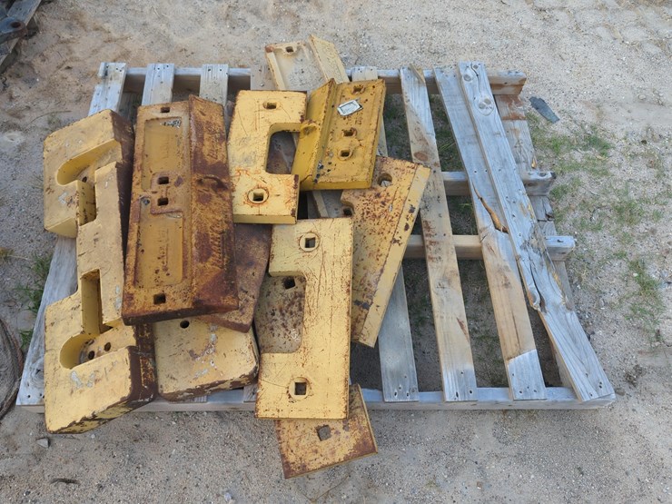 pallet-of-misc-cutting-edge-segments-support-equipment-image-2