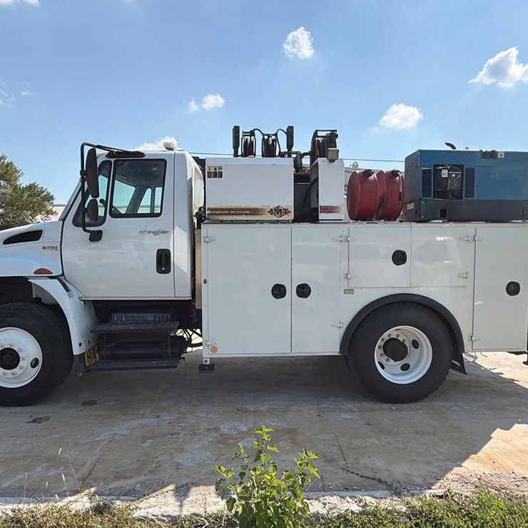 2012 INTERNATIONAL DURASTAR 4400