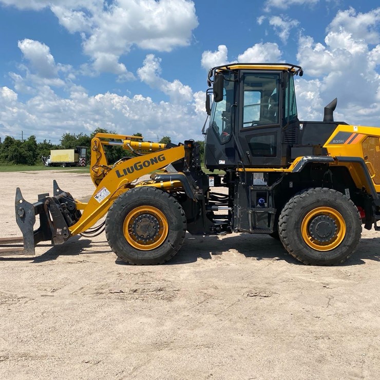 2022 LIUGONG 835H