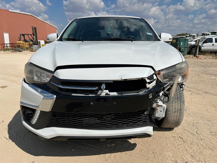 2018-mitsubishi-outlander-image-2
