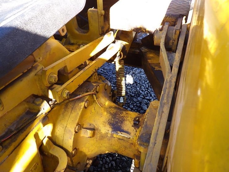 john-deere-8-image-54