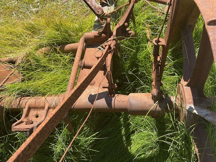 horse-drawn-sickle-mower-image-22