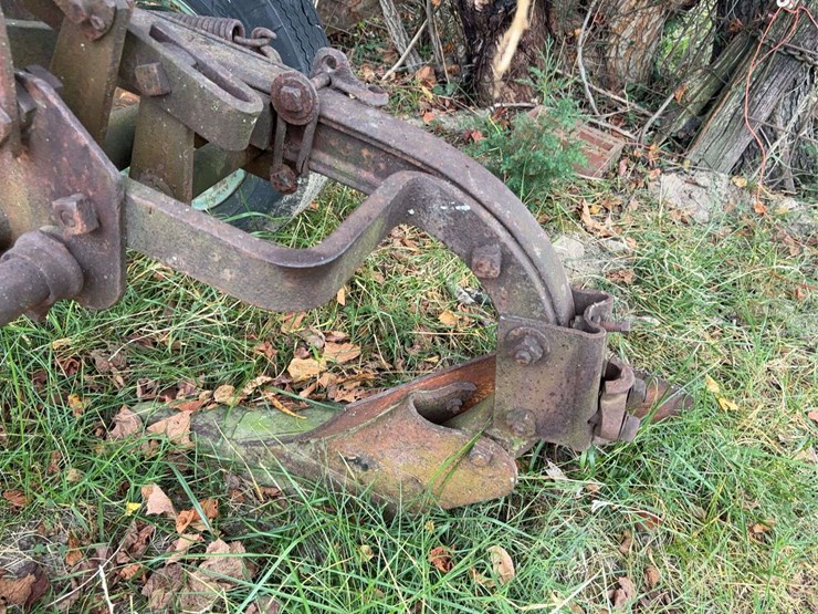 1-bottom-plow-image-22