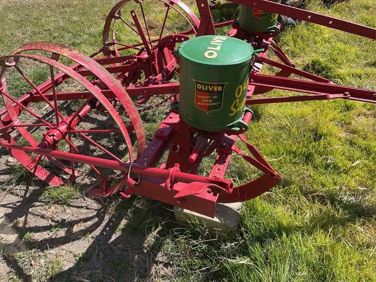 oliver-44-planter-image-23