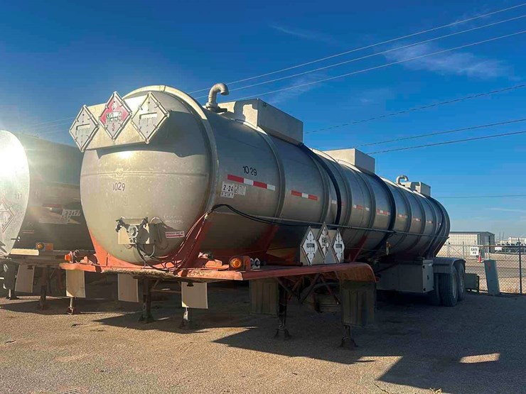 1981-fruehauf-trailer-image-1