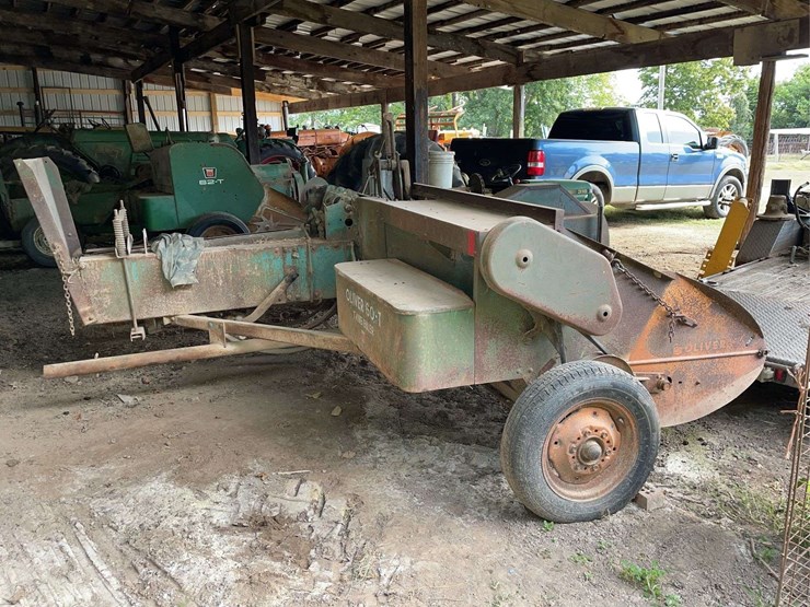 oliver-60-square-baler-image-7