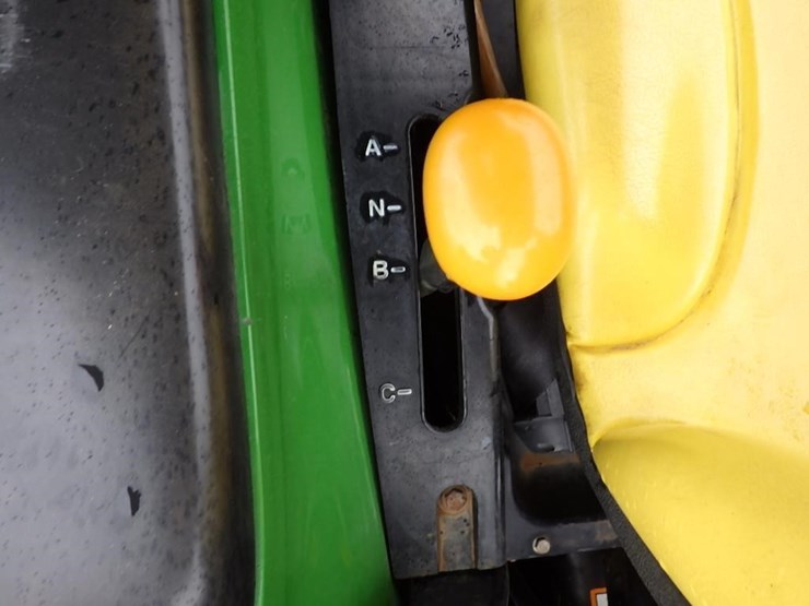 john-deere-3720-image-39