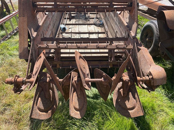 new-idea-manure-spreader-image-26