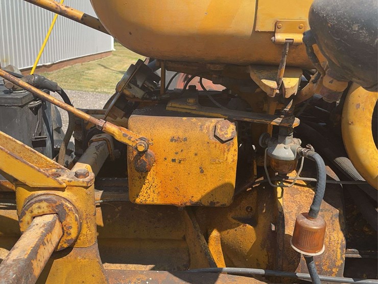 minneapolis-moline-bf-image-33