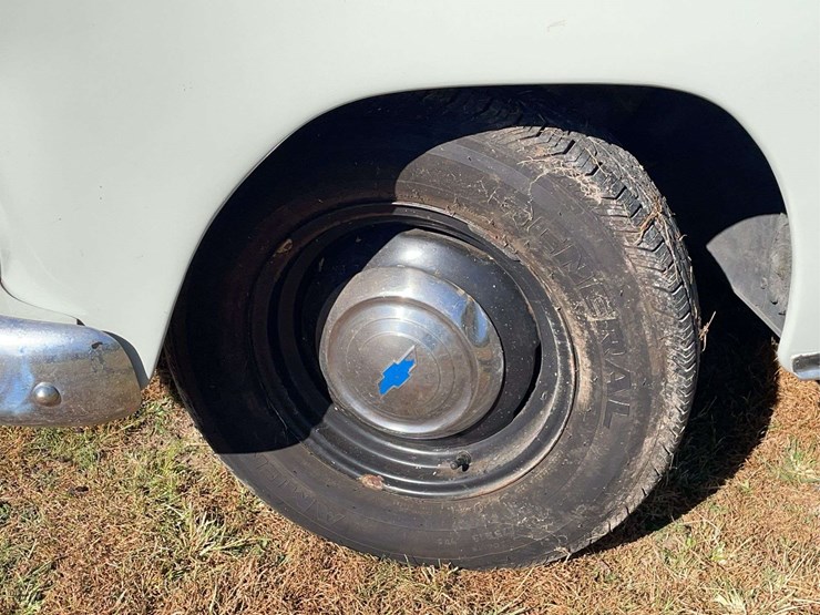 1952-chevrolet-deluxe-image-16