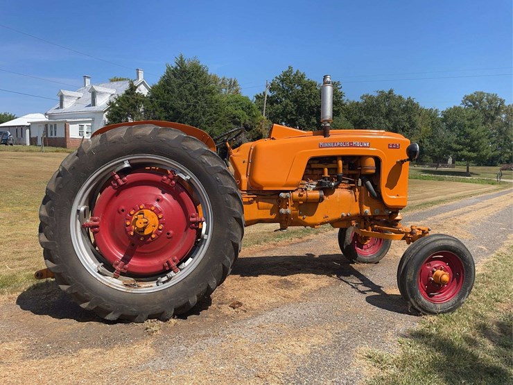 minneapolis-moline-445-image-2