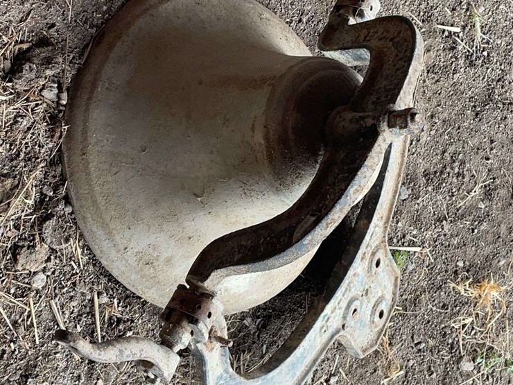 crystal-metal-bell-image-7