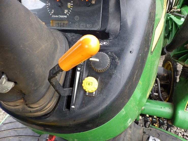 john-deere-3720-image-35