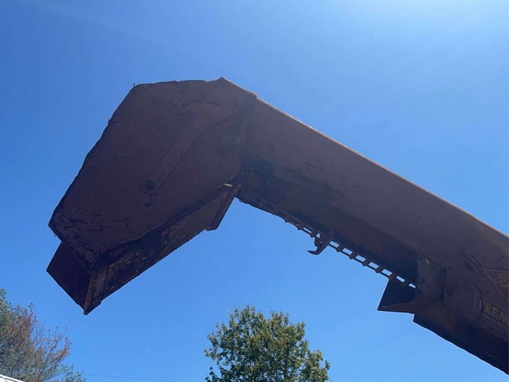 dearborn-1-row-corn-picker-image-29