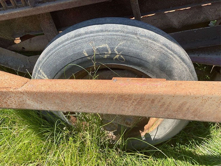 dearborn-1-row-corn-picker-image-18