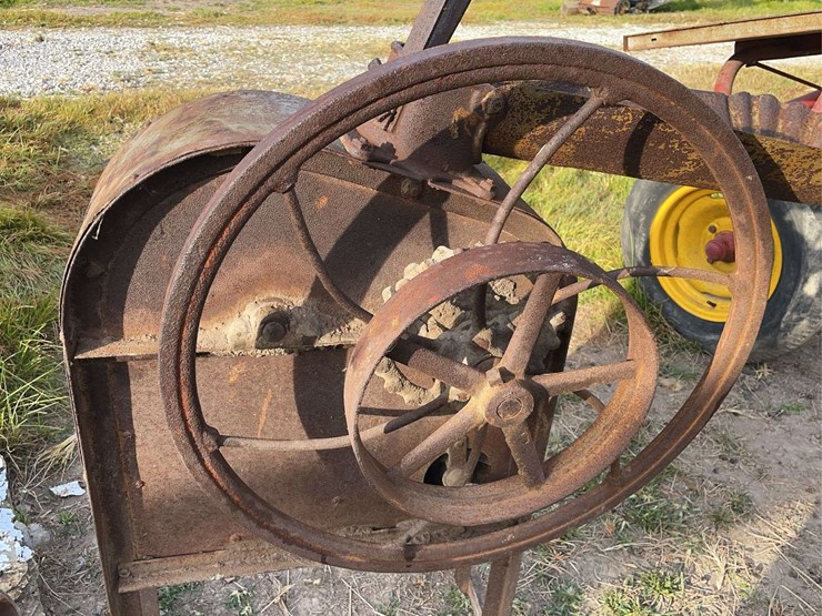 corn-sheller-image-11