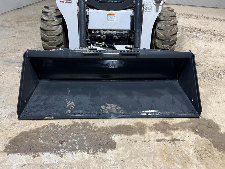 2022-bobcat-s770-image-9