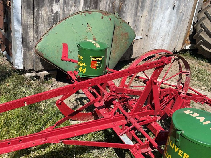 oliver-44-planter-image-12