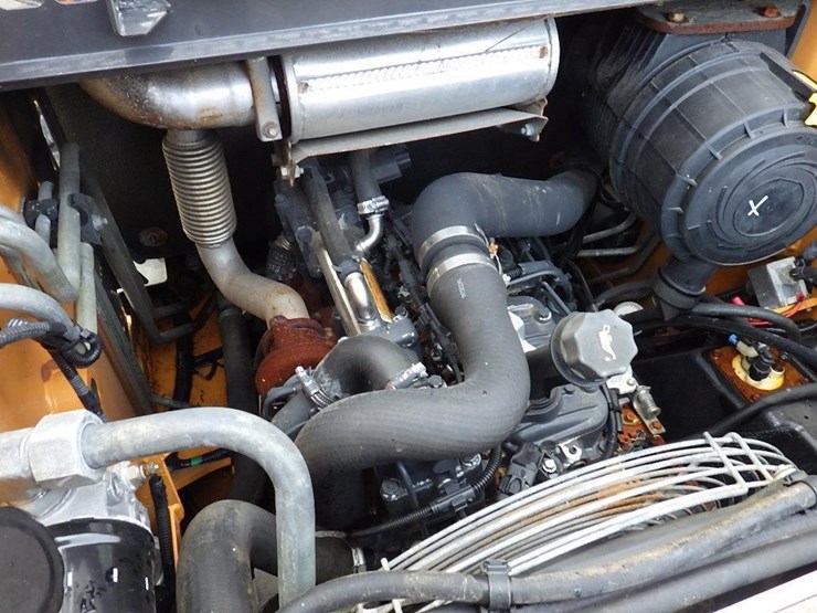 2011-case-sr200-image-9