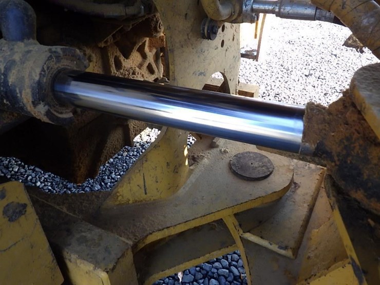 2017-caterpillar-950m-image-14