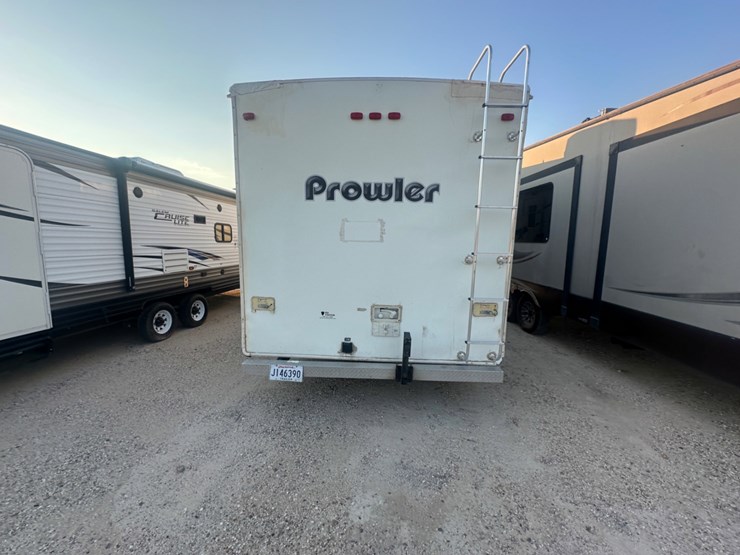2011-26ps-prowler-5th-wheel-rv-image-4